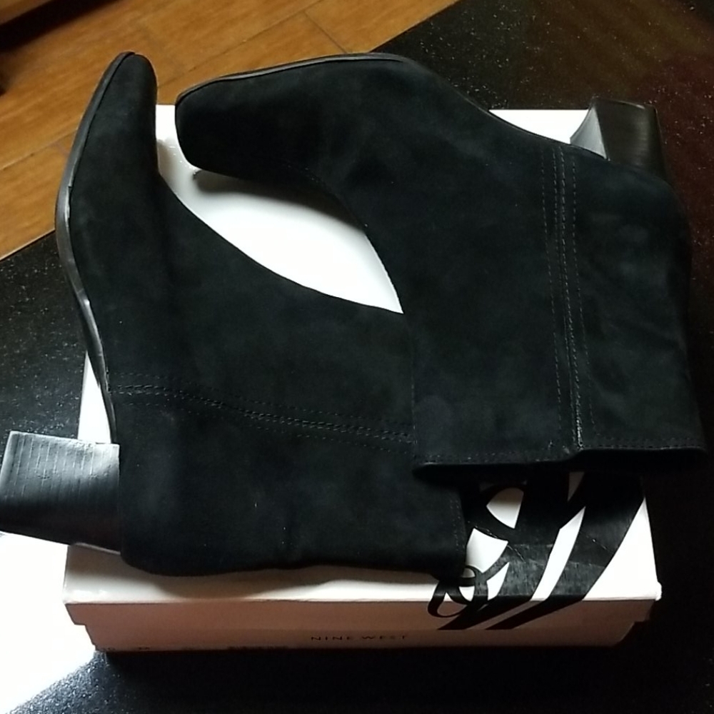 Nine West Suede Bootie - Picture 5 of 8